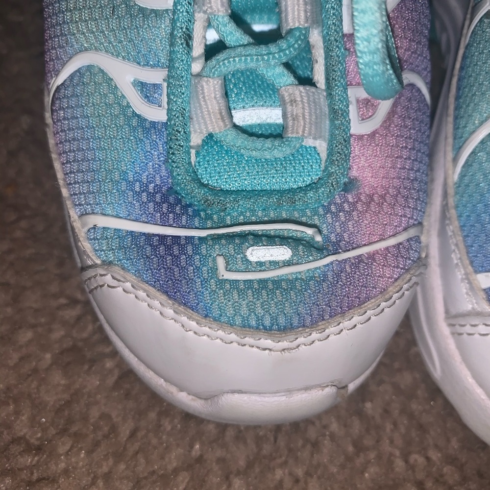 7c AirMax - Picture 2 of 3